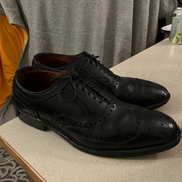 Allen Edmonds McAllister Wingtip Oxford Black - Picture 1 of 9